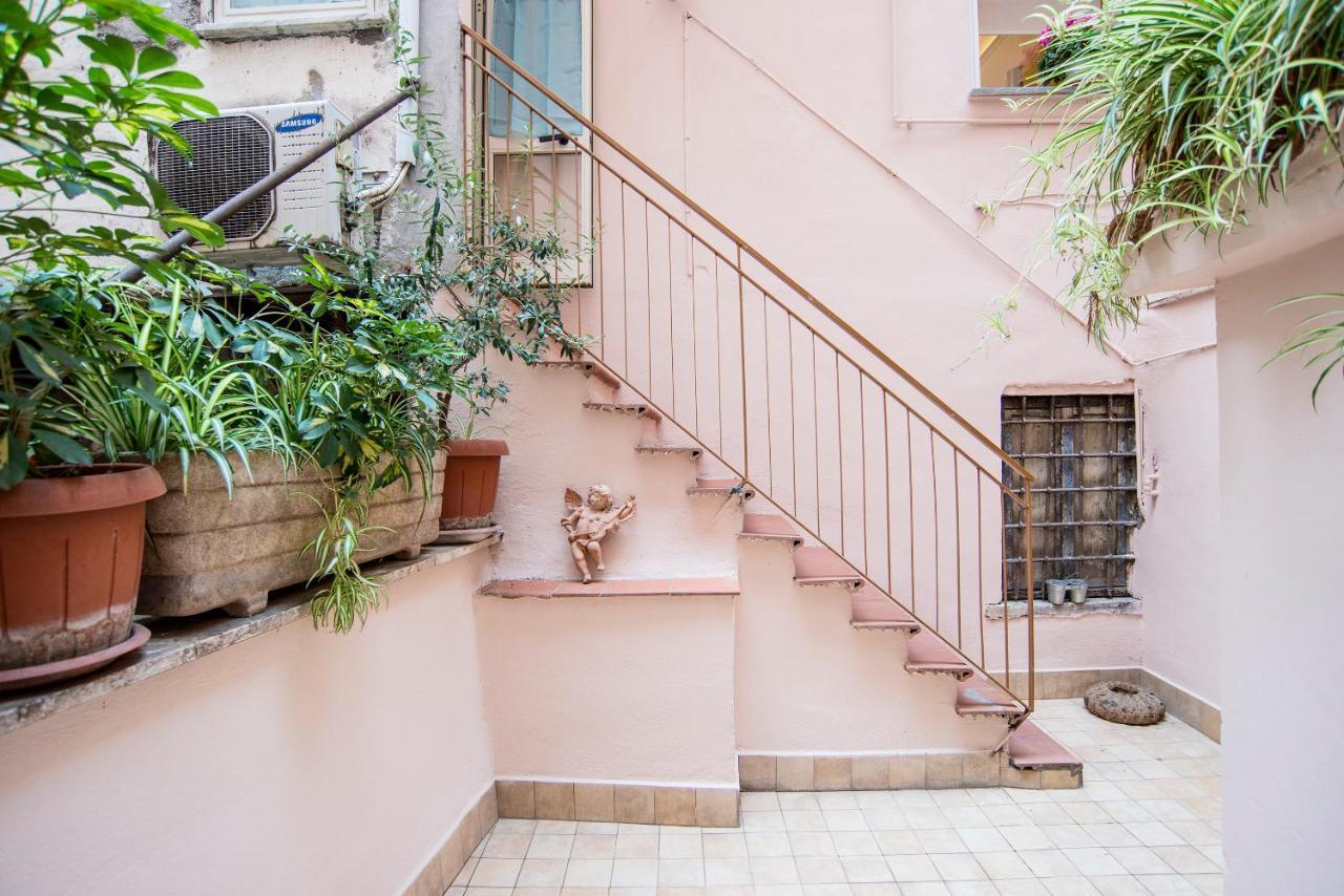 Colosseum/Panisperna Nina Apartament With Terrace روما المظهر الخارجي الصورة