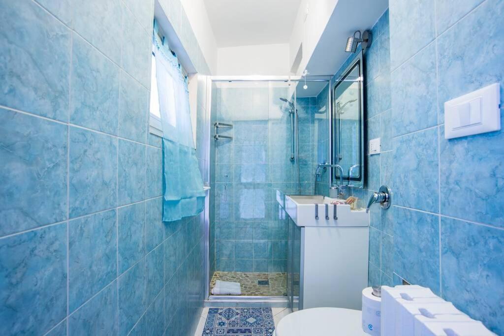 Colosseum/Panisperna Nina Apartament With Terrace روما المظهر الخارجي الصورة