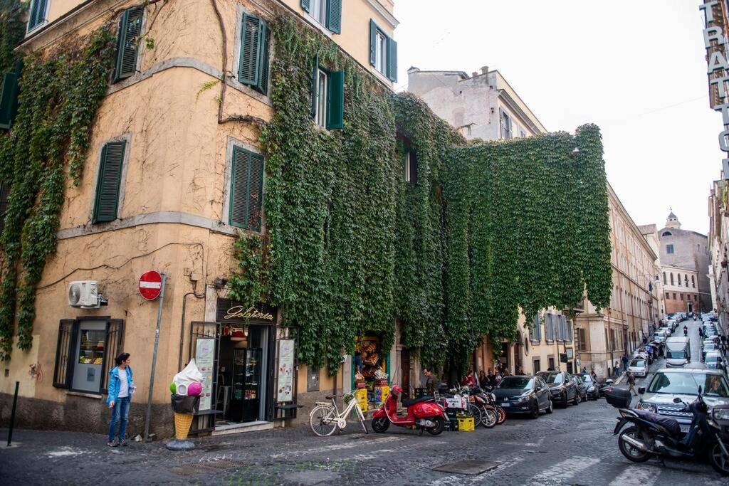 Colosseum/Panisperna Nina Apartament With Terrace روما المظهر الخارجي الصورة